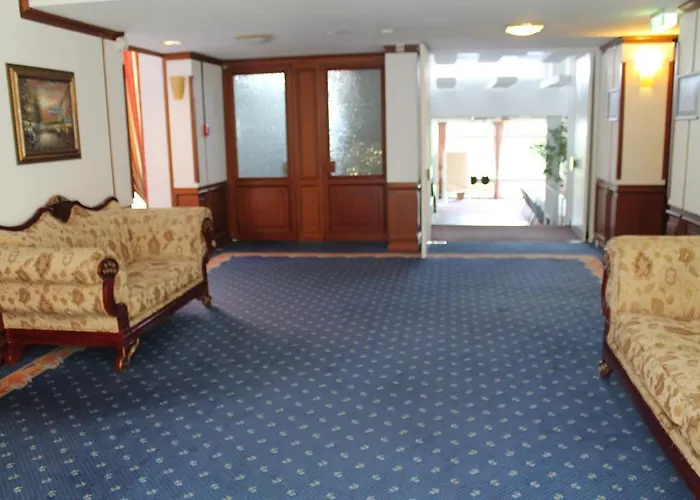 Hotel Blick 3*